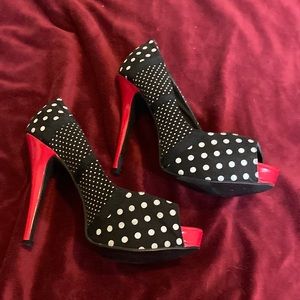 Size 6 Womens